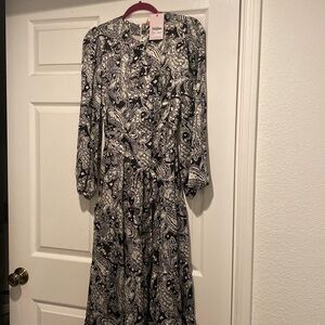 Brand new maxi tiered dress belted